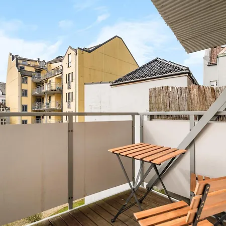 Colorful Apartment - Right Next To Grieghallen! Bergen Exterior photo